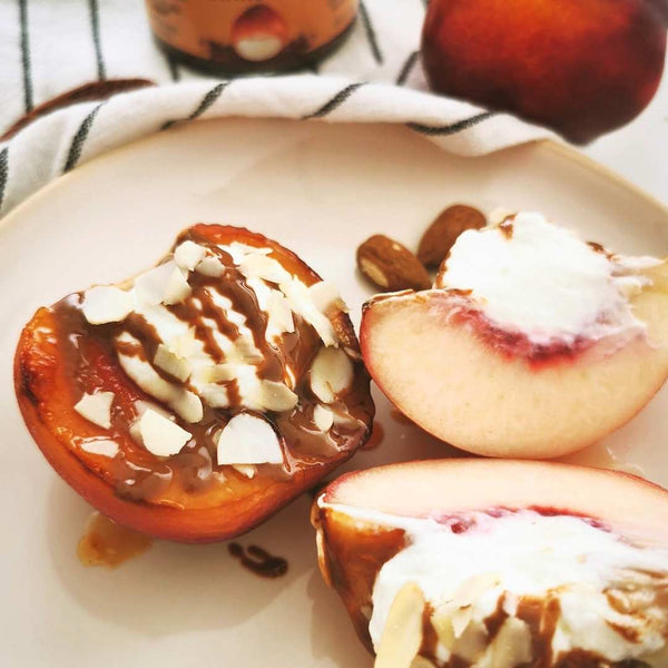 PESCA CARAMELLATA CON YOGURT E CREMA ALLA GIANDUIA
