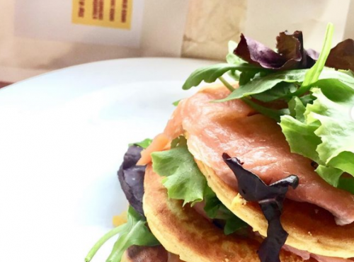 PANCAKE SALATI AL SALMONE